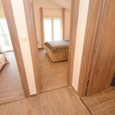 Leut Stone Residence Τίβατ Δωμάτιο φωτογραφία