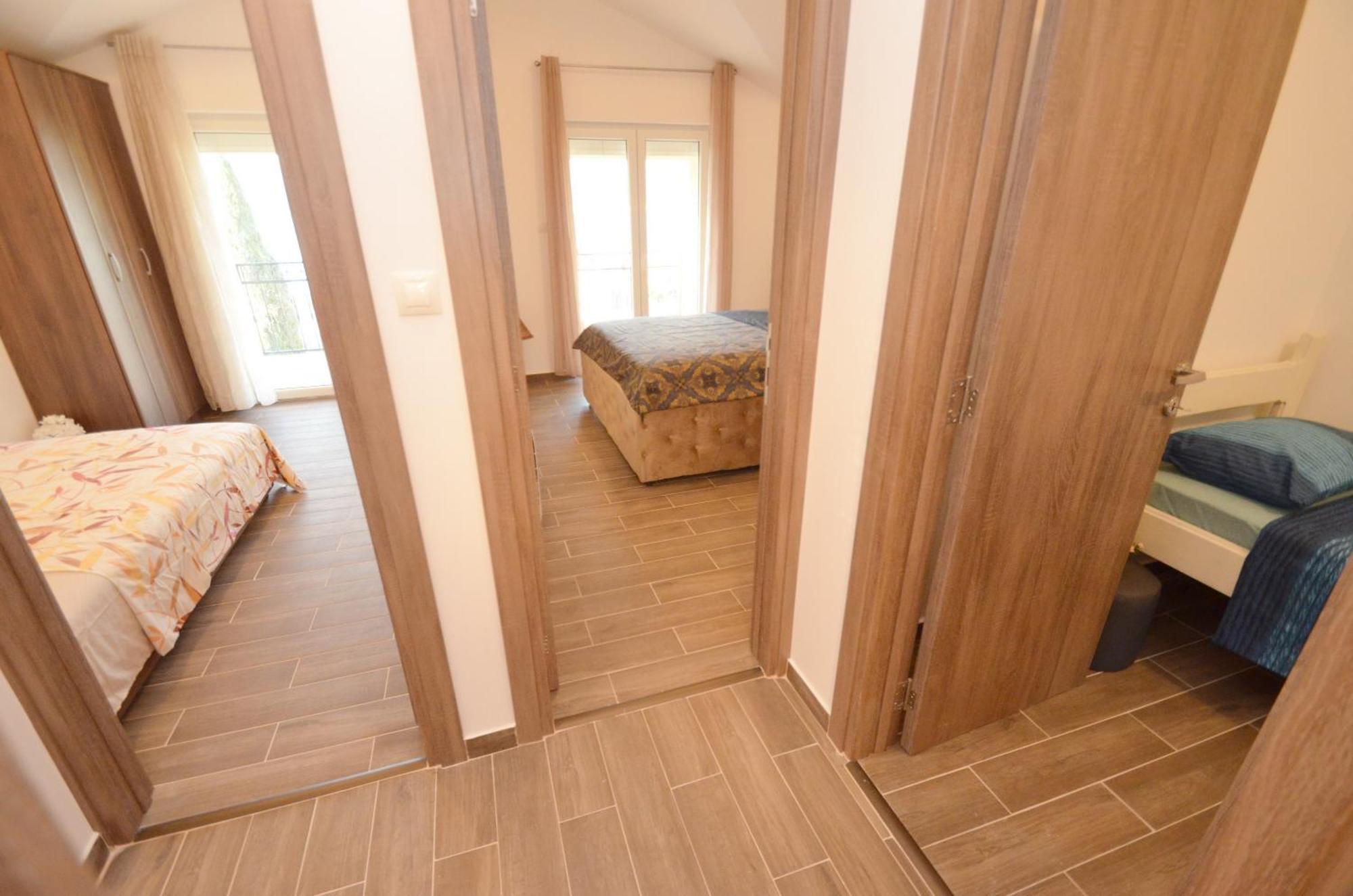 Leut Stone Residence Τίβατ Δωμάτιο φωτογραφία